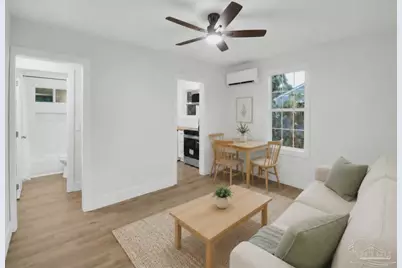 7 E Carver Dr, Pensacola, FL 32507 - Photo 3