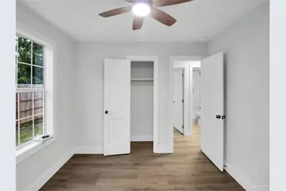 7 E Carver Dr, Pensacola, FL 32507 - Photo 13