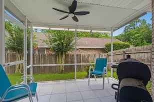 4670 Baybrook Dr, Pensacola, FL 32526 - Photo 29