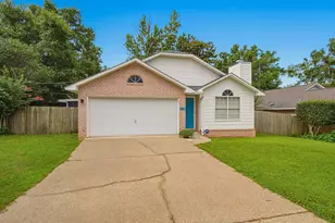 4670 Baybrook Dr, Pensacola, FL 32526 - Photo 3