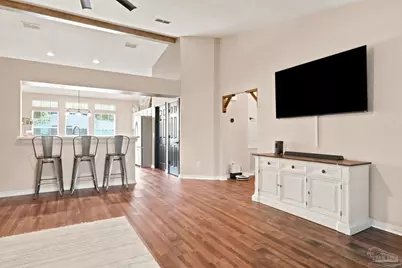 7042 Marissa Point Ln, Milton, FL 32570 - Photo 9