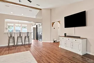7042 Marissa Point Ln, Milton, FL 32570 - Photo 9