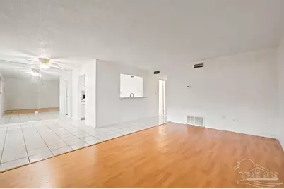 300 Bayou Blvd #123, Pensacola, FL 32503 - Photo 7