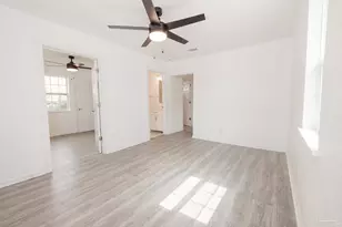 2002 W Gonzalez St, Pensacola, FL 32501 - Photo 15