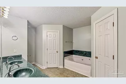 4203 Celtic Cir, Milton, FL 32571 - Photo 15