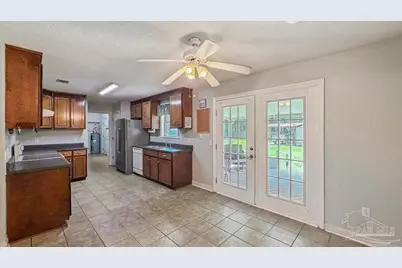 4203 Celtic Cir, Milton, FL 32571 - Photo 7