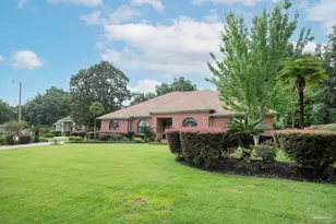 8632 Rosemont Dr, Pensacola, FL 32514 - Photo 3