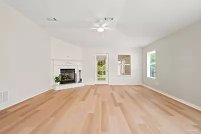 10393 Vintage Dr, Pensacola, FL 32514 - Photo 7
