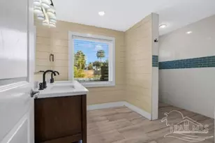 906 Largo Dr, Pensacola, FL 32561 - Photo 11