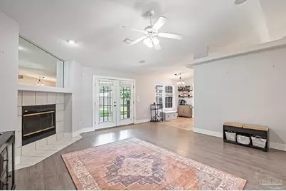 6105 Jameson Cr, Pace, FL 32571 - Photo 11