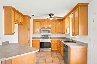 3048 Rainbow Ln, Pace, FL 32571 - Photo 11