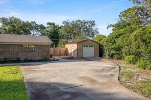 2944 Rosa Del Villa Dr, Gulf Breeze, FL 32563 - Photo 25