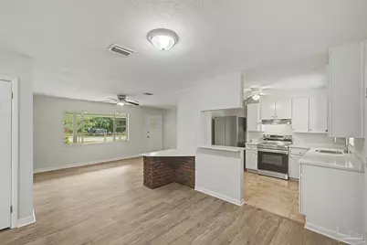 2693 Brooklyn St, Pensacola, FL 32514 - Photo 7