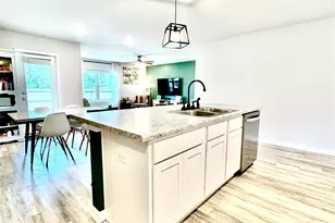 9676 Angel Oak Dr, Pensacola, FL 32526 - Photo 15