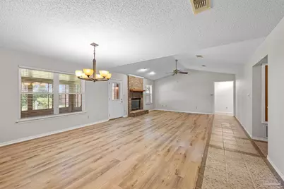 550 Hummingbird Dr, Pensacola, FL 32514 - Photo 9