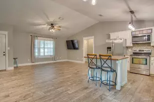 8262 Pamplona St, Navarre, FL 32566 - Photo 15