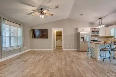 8262 Pamplona St, Navarre, FL 32566 - Photo 7