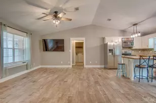 8262 Pamplona St, Navarre, FL 32566 - Photo 7