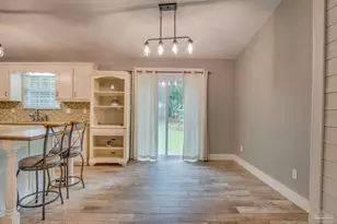 8262 Pamplona St, Navarre, FL 32566 - Photo 9