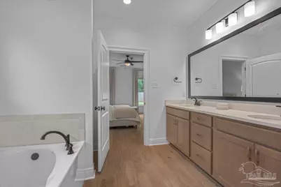 3252 Mountain Laurel Tr, Cantonment, FL 32533 - Photo 13