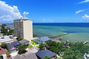 825 Bayshore Dr, Pensacola, FL 32507 - Photo 37