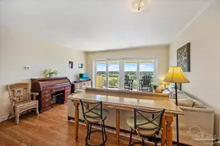 825 Bayshore Dr, Pensacola, FL 32507 - Photo 11