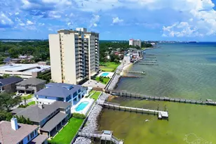 825 Bayshore Dr, Pensacola, FL 32507 - Photo 39
