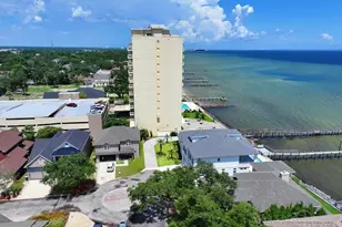 825 Bayshore Dr, Pensacola, FL 32507 - Photo 43