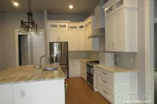 1972 Fontainebleau Ct, Navarre, FL 32566 - Photo 3