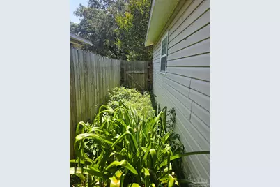 8630 Doris Ave, Pensacola, FL 32534 - Photo 3