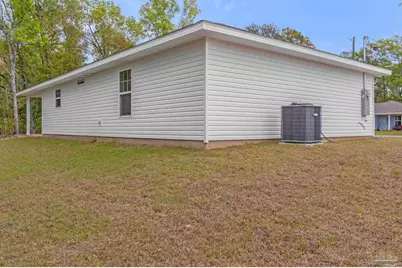 5597 Riviera Dr, Milton, FL 32583 - Photo 37