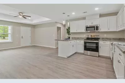5597 Riviera Dr, Milton, FL 32583 - Photo 9