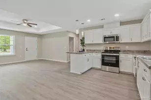 5597 Riviera Dr, Milton, FL 32583 - Photo 9