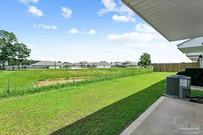 3981 Pendragon Cir, Milton, FL 32583 - Photo 11