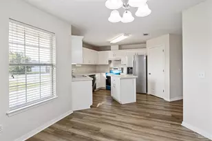 643 Downhaul Dr, Pensacola, FL 32507 - Photo 5