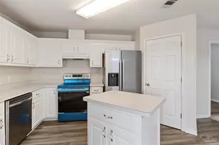 643 Downhaul Dr, Pensacola, FL 32507 - Photo 13