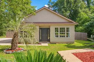 552 Cedartree Ln, Cantonment, FL 32533 - Photo 3