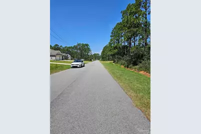 6633 Angle Rd, Navarre, FL 32566 - Photo 5