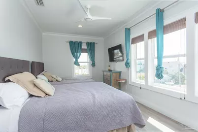 307 Maldonado Dr, Pensacola Beach, FL 32561 - Photo 25