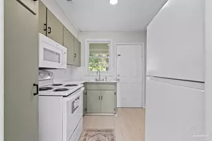 118 Alice St, Pensacola, FL 32505 - Photo 13