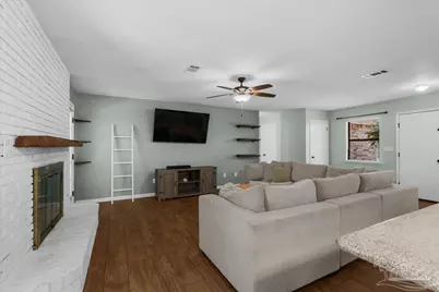 6020 Oakwood Dr, Milton, FL 32570 - Photo 21
