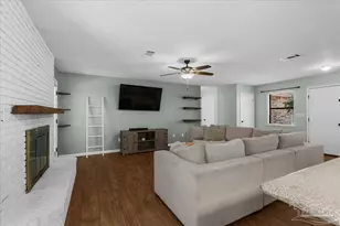 6020 Oakwood Dr, Milton, FL 32570 - Photo 21