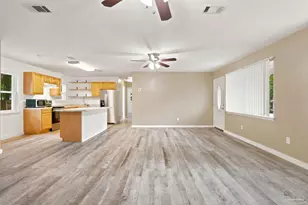 4332 Wycliff Dr, Pensacola, FL 32514 - Photo 5