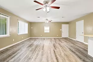 4332 Wycliff Dr, Pensacola, FL 32514 - Photo 7