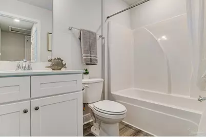 4819 Spruce Point Dr, Gulf Breeze, FL 32563 - Photo 17