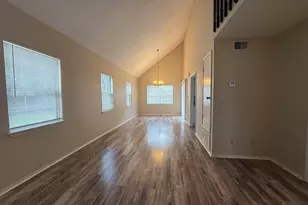 3004 Cedarwood Village Ln, Pensacola, FL 32514 - Photo 3