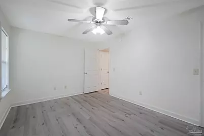1301 Elliott St, Pensacola, FL 32534 - Photo 15