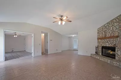 1301 Elliott St, Pensacola, FL 32534 - Photo 3