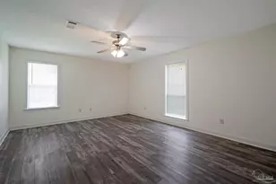 1301 Elliott St, Pensacola, FL 32534 - Photo 9