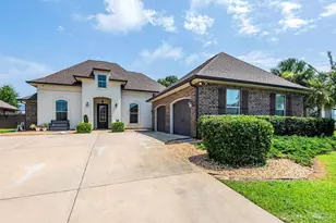 1525 Sabal Palm Dr, Gulf Breeze, FL 32563 - Photo 1